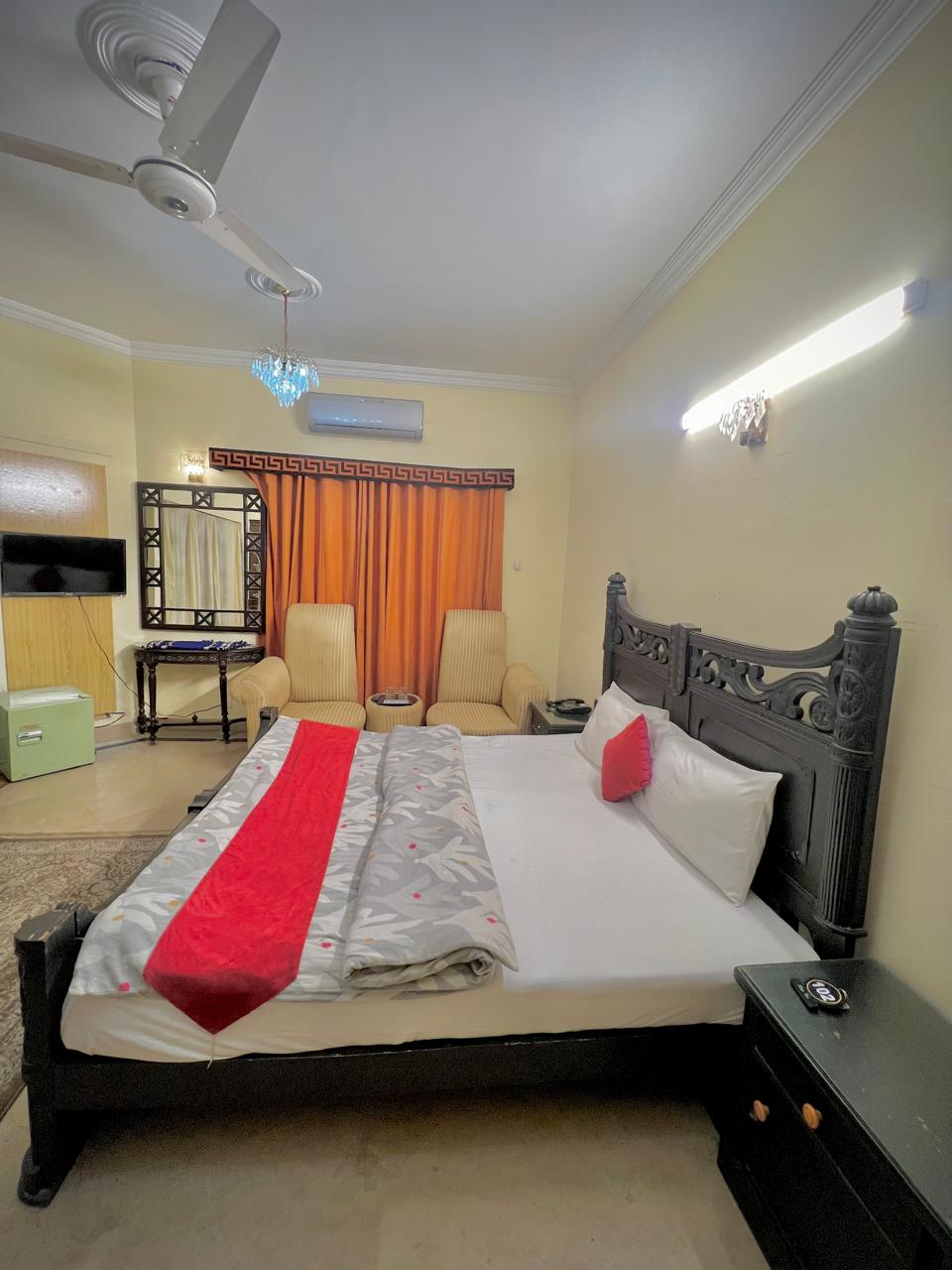 standard deluxe room step inn guest house islamabad e11